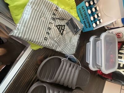 Men’s apparel