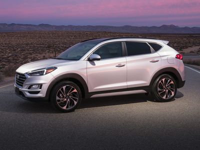 2019 HYUNDAI TUCSON SE