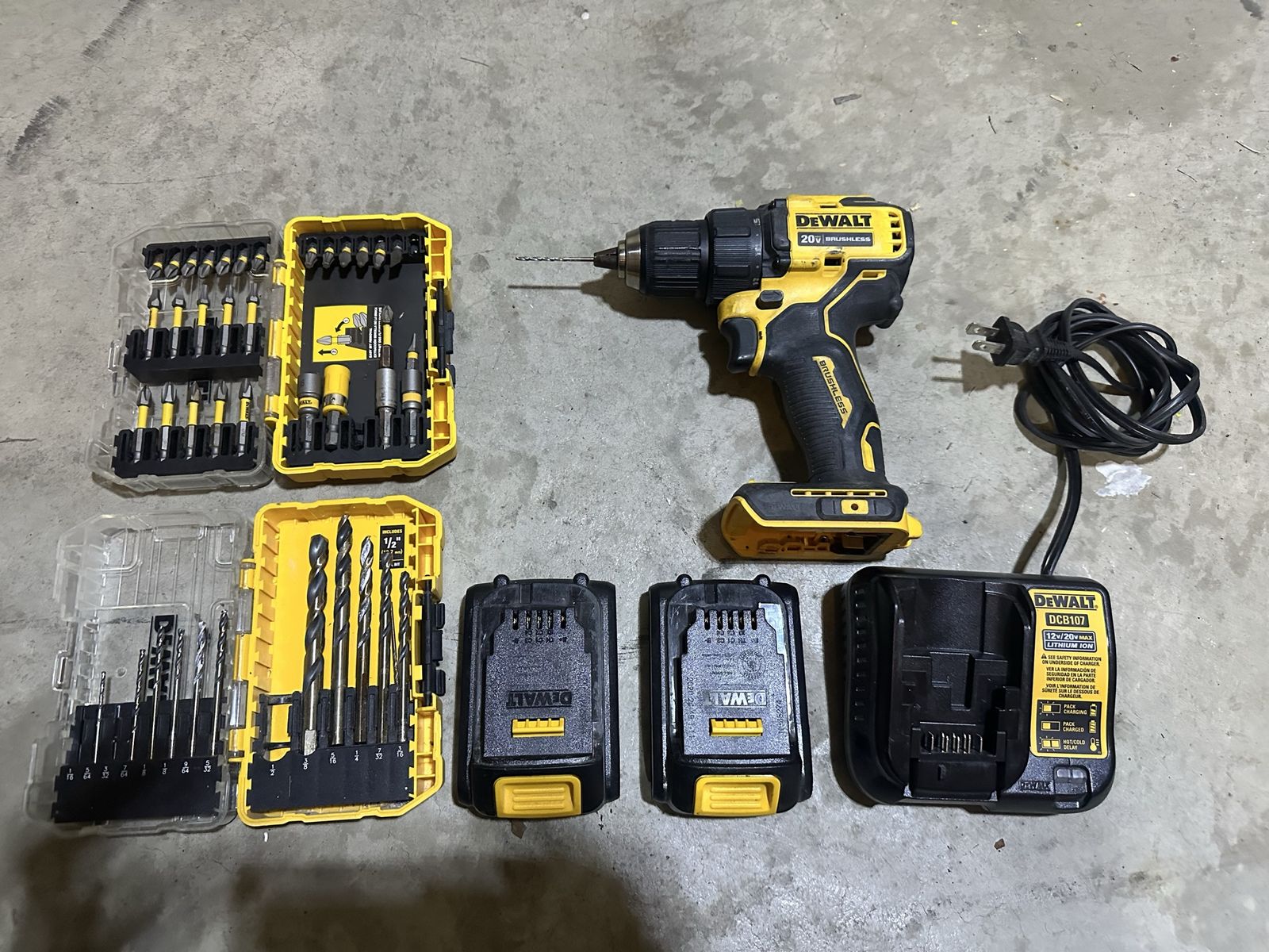 DEWALT 20V Max Brushless Cordless Drill DCD777 with 2 Batteries, Charger & Bit Sets