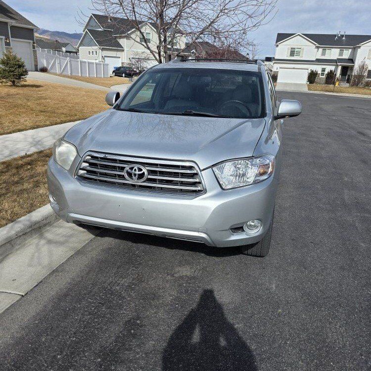 2010 TOYOTA HIGHLANDER Limited