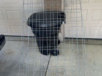 Tomato cage wall two 4x8 wire walls $50 obo