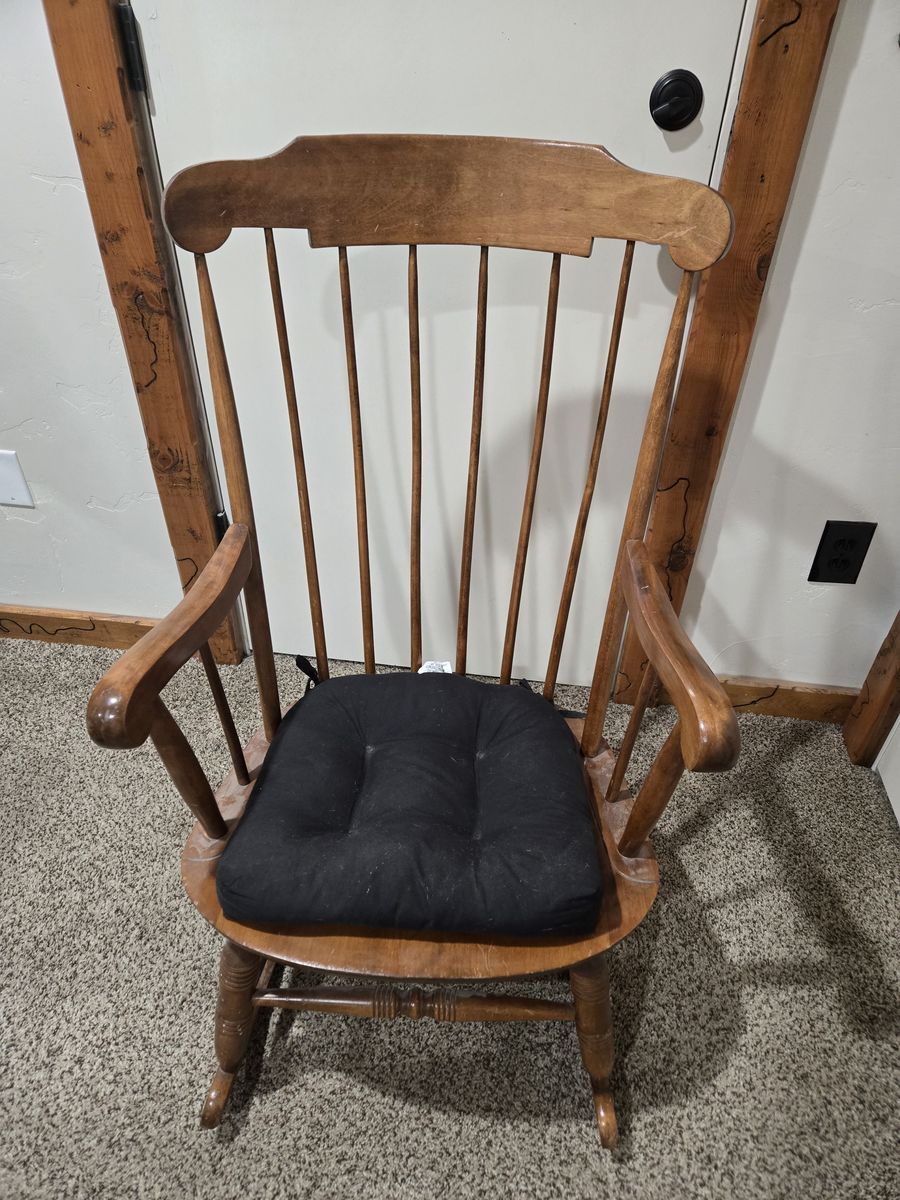 Wood Rocking Chair
