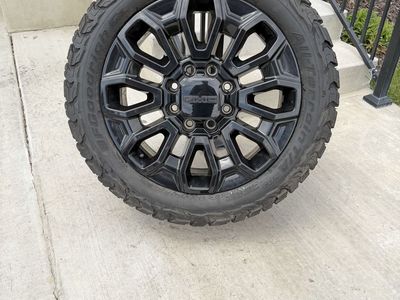 Gmc Sierra 3500 Denali Rims and Tires 275/50R22