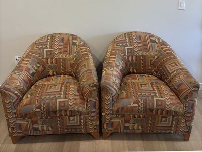 BEAUTIFUL pair of lounge chairs