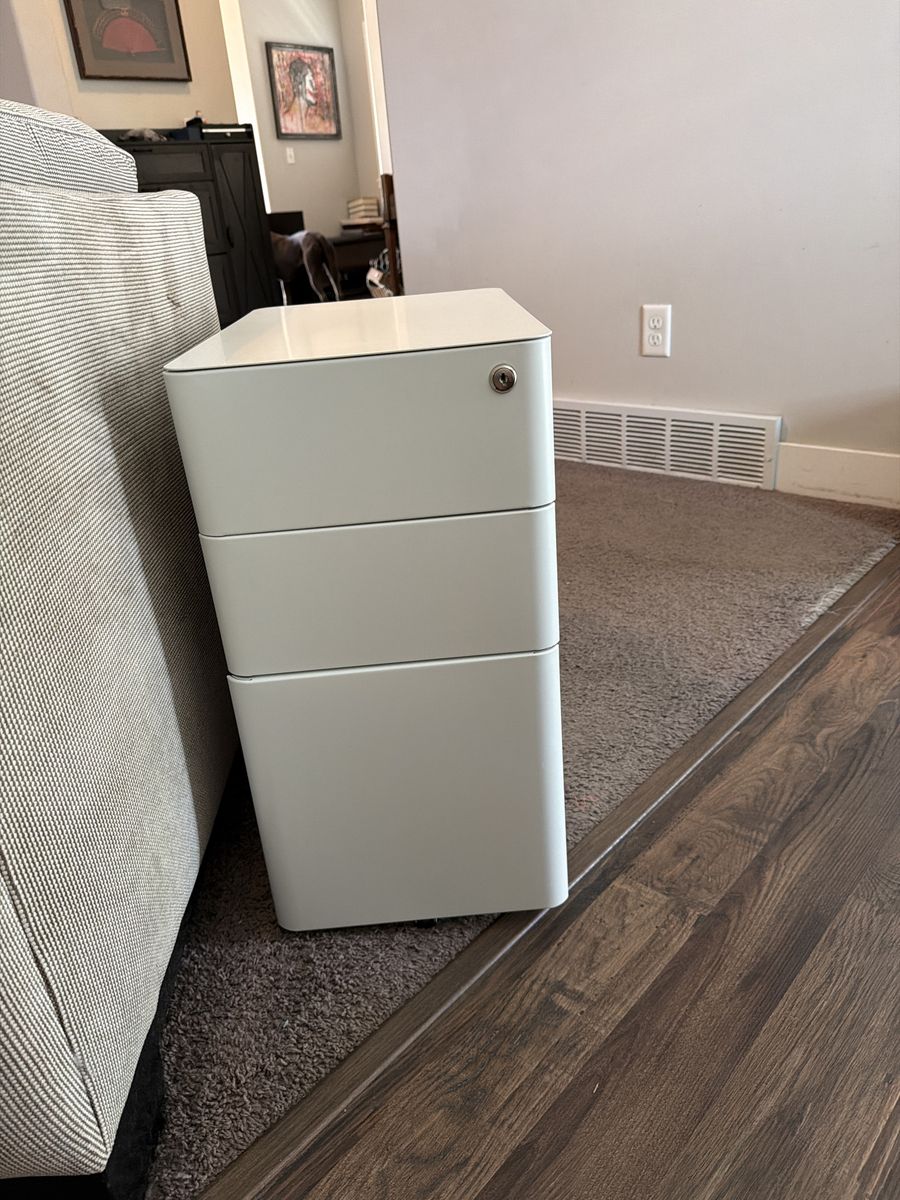 White 3-Drawer Locking Filing Cabinet - Secure Storage for Office or Home