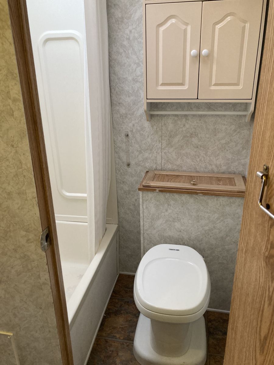 Main image 12