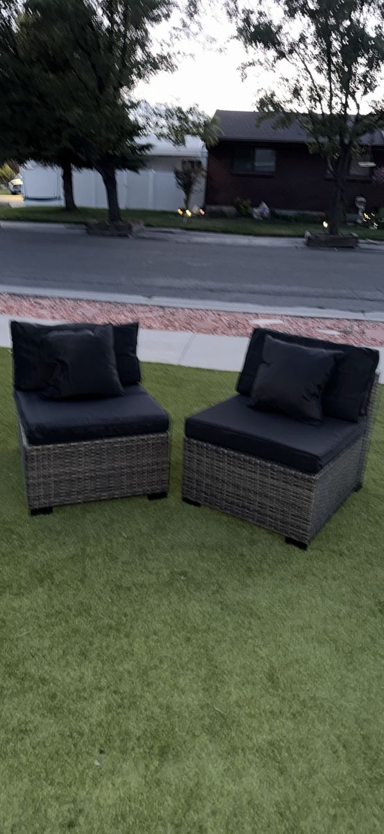 Set of 2 Gray Wicker Outdoor Patio Chairs with Black Cushions