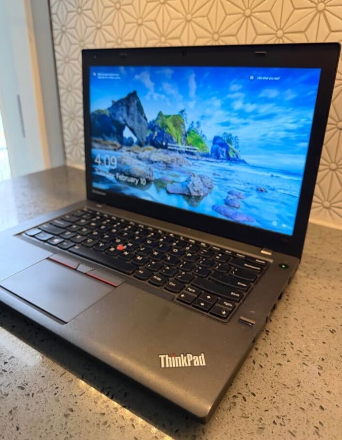 15.6' Lenovo Thinkpad Edge E 540 i7 8GB Ram - 500 GB SSD wind 10