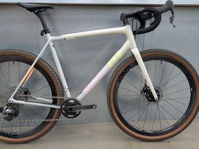 2022 Specialized Crux Expert 58 w/ Upgrades