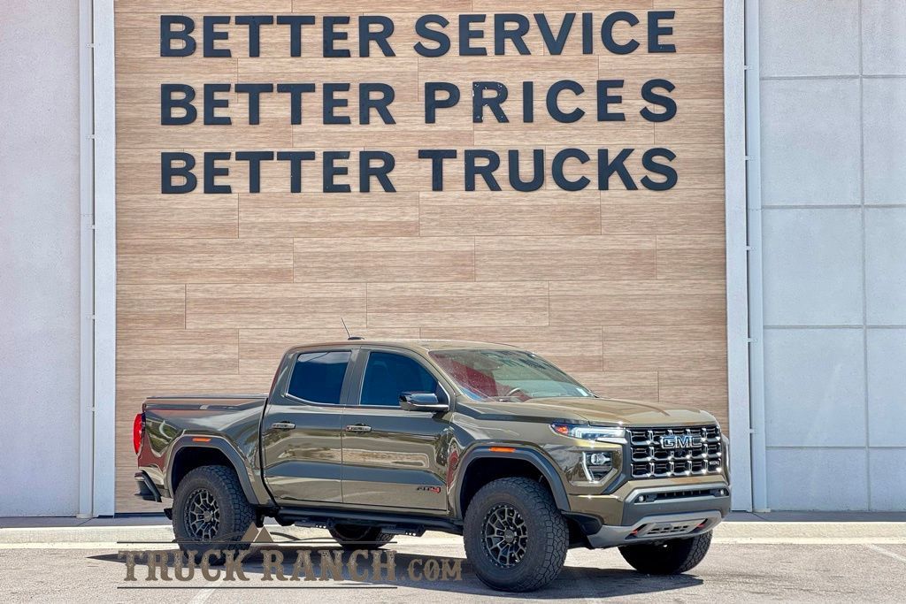 2024 GMC Canyon AT4