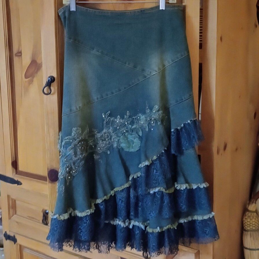 Western style bling stretchy jean skirt L