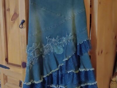 Western style bling stretchy jean skirt L