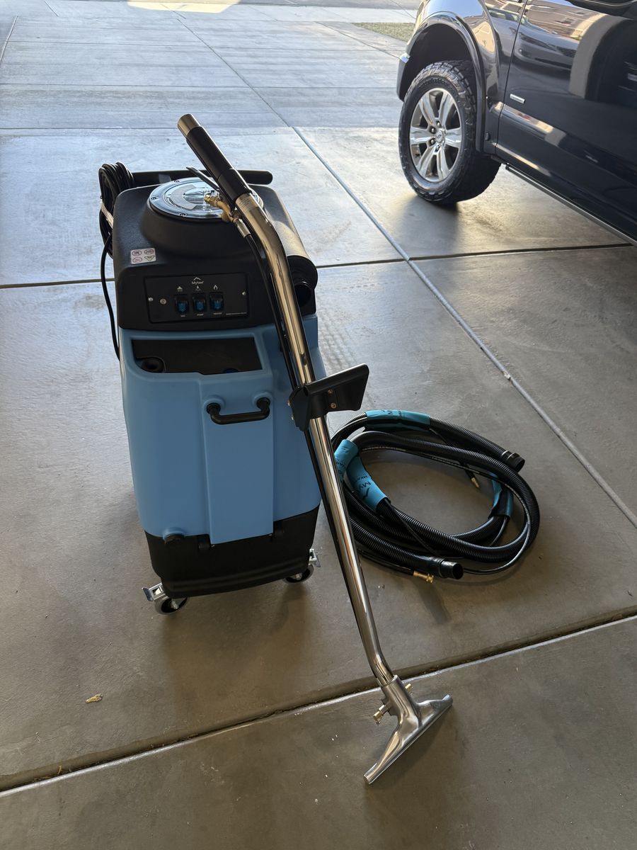 FOR RENT: Commercial Heated Carpet Cleaner