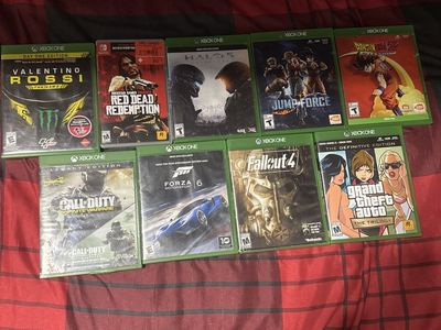 7 Xbox games and 1 Nintendo game