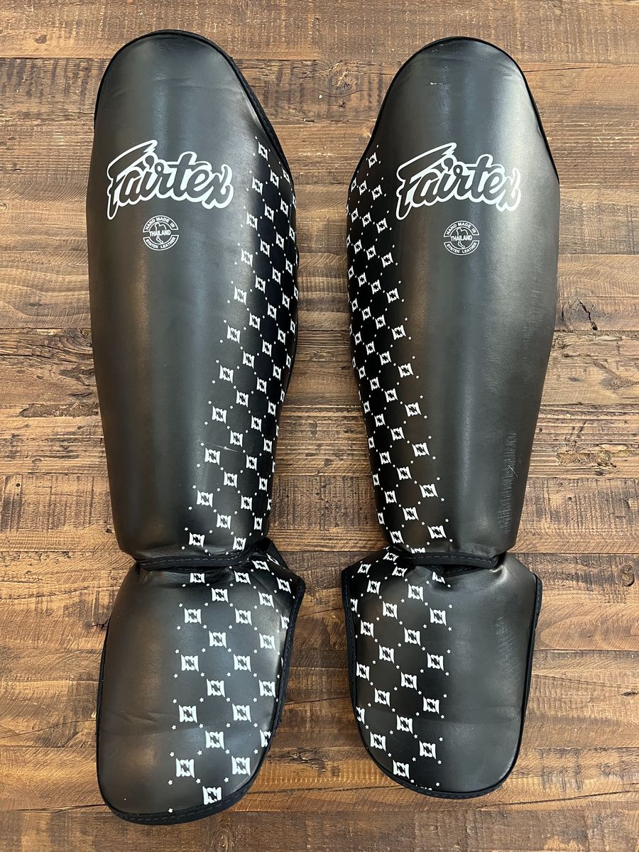 Fairtex SP5 Muay Thai Shin Guards - Size L