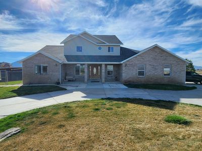 House in Benjamin ut 6 acres horse property