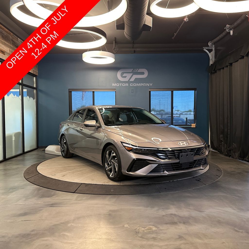 2024 Hyundai Elantra Limited