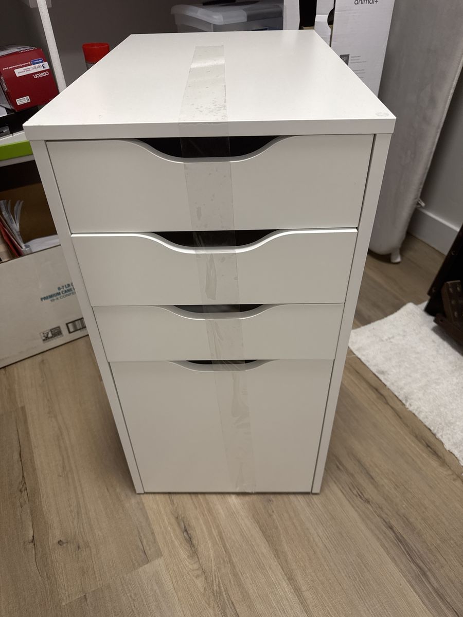 Four drawer shelves.