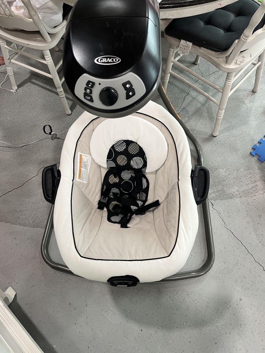 Graco Simple Sway Baby Swing and Bouncer
