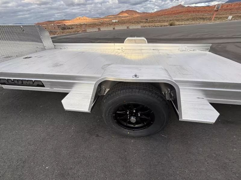 Main image 6