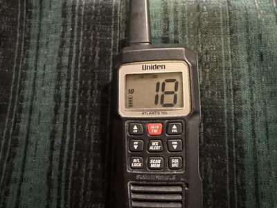 Marine Atlantis 155’s submersible, floating handheld radio