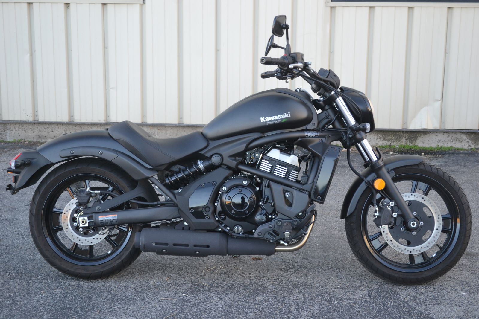 2023 Kawasaki Vulcan S - ONLY 1,700 MILES!