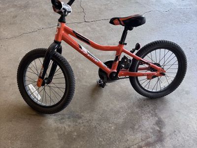 Giant Animator 16 Inch Kids Bicycle - Orange/Black
