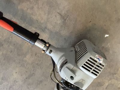 Echo SRM-210 straight shaft string trimmer