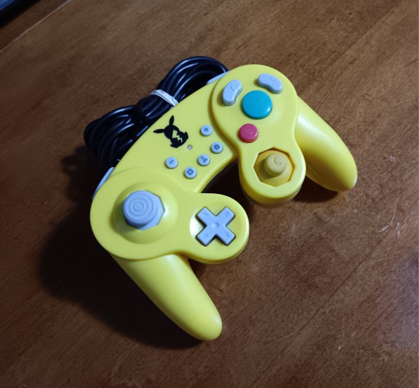 Pikachu Hori Classic Controller for Nintendo Switc