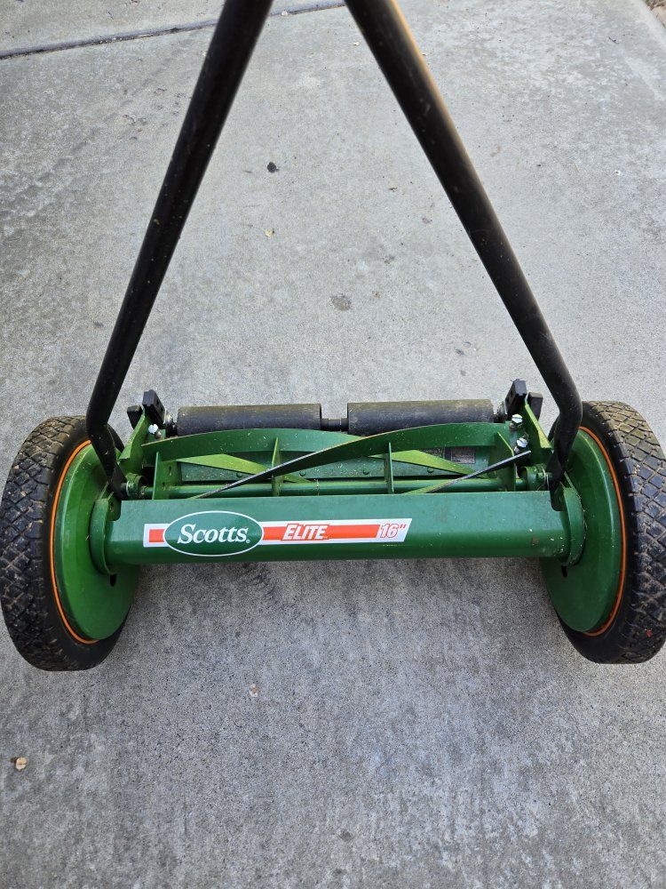 Scotts Elite 16" Push Reel Mower