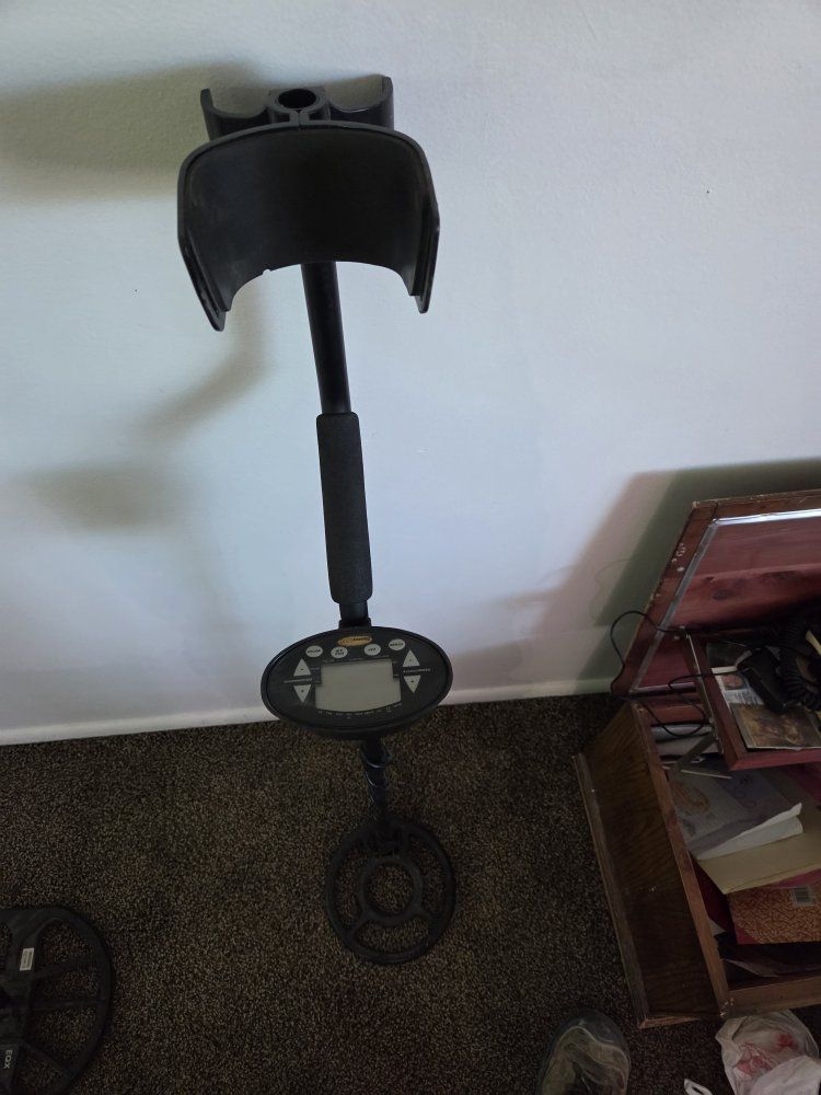 Main image 4