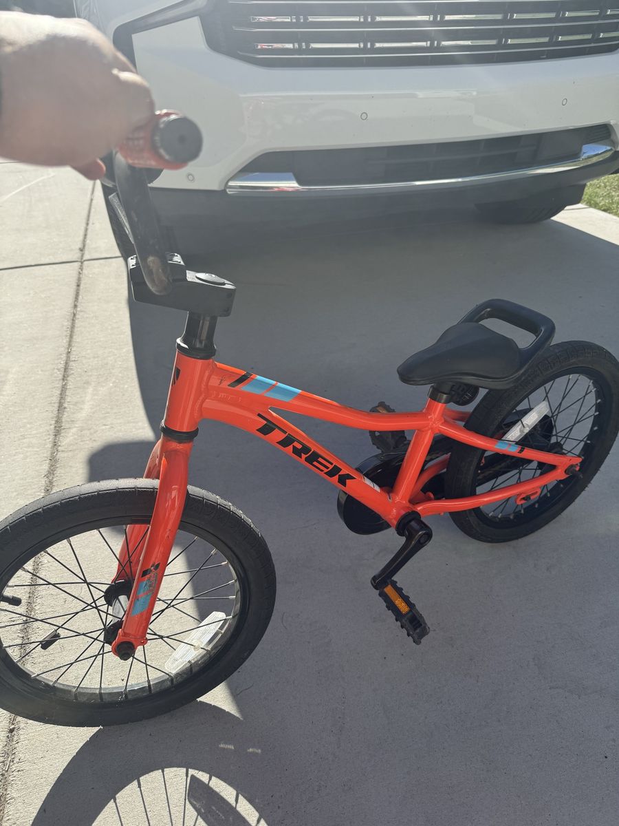 Trek Precaliber 16 kids bike