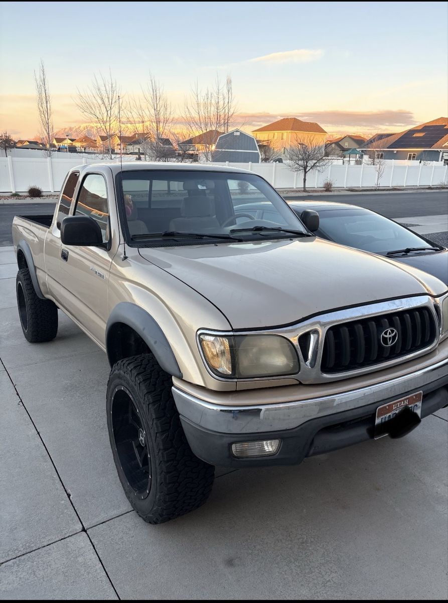 2001 TOYOTA TACOMA