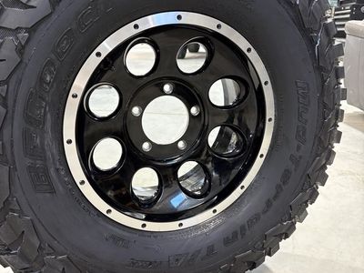 285/75 r16 Bf Goodrich km3 mud terrain and wheel 16” wheel 5/5.5 bolt pattern