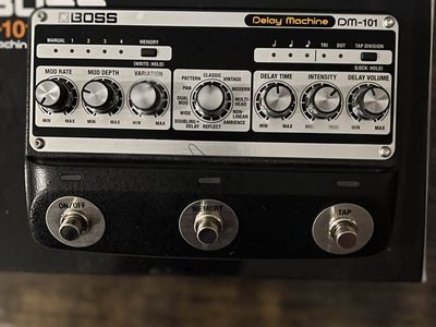 Boss DM-101 Delay Machine