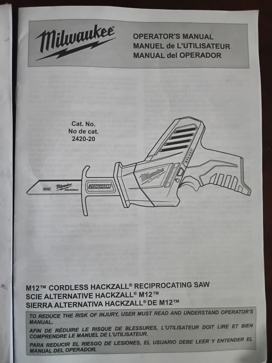 Milwaukee M12 Reciprocating SawKit 2420-21 w CP1.5-2.5aH Batteries