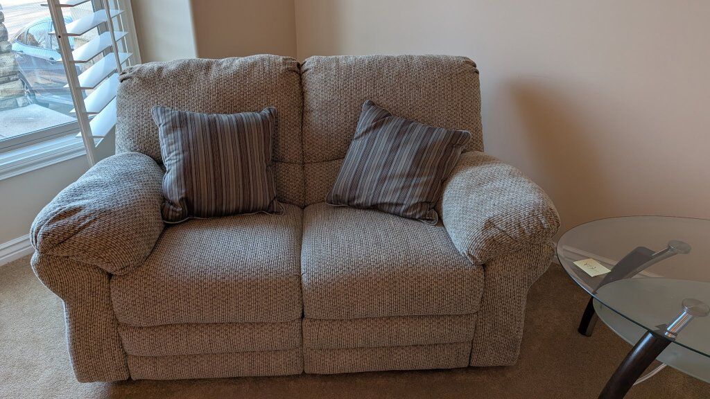Loveseat Recliner