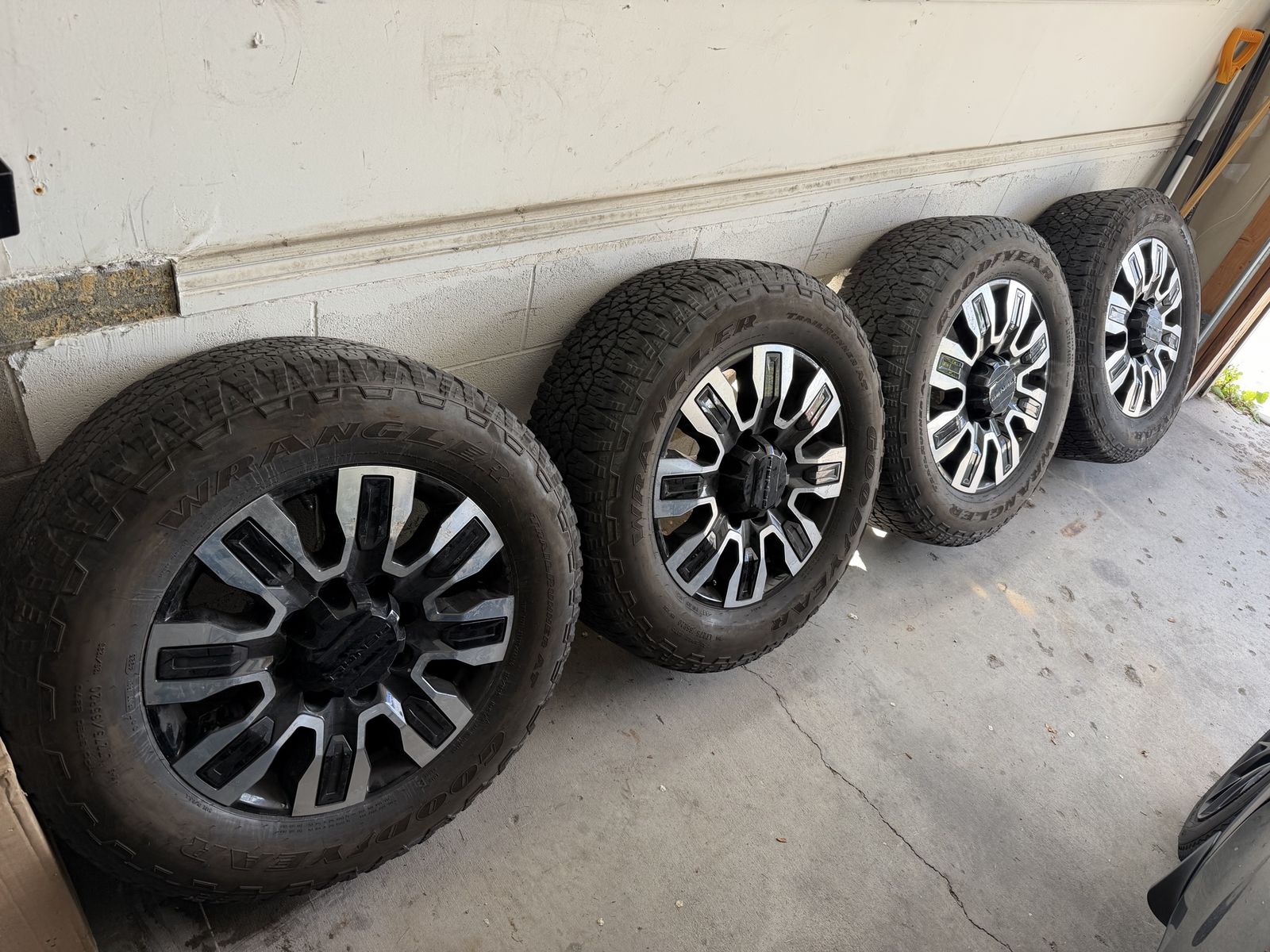 8x180 denali ultimate 2500 wheels