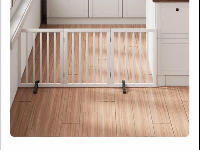 Mina Kesper pet gate