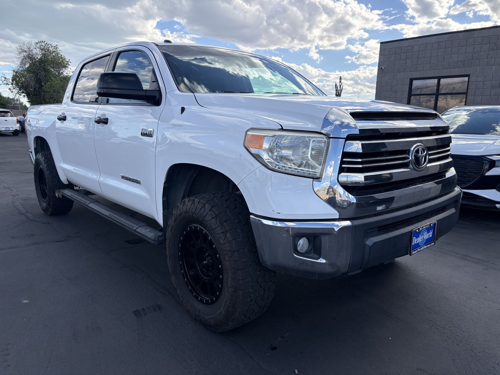 2017 Toyota Tundra SR5