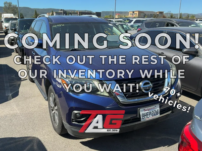 2019 Nissan Pathfinder SV