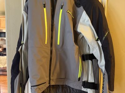 Icon Raiden XL jackst and pants