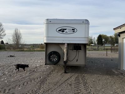 4 Star Gooseneck Horse Trailer - Aluminum
