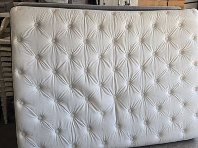 Simmons BeautySleep Marietta Pillow Top Mattress Set