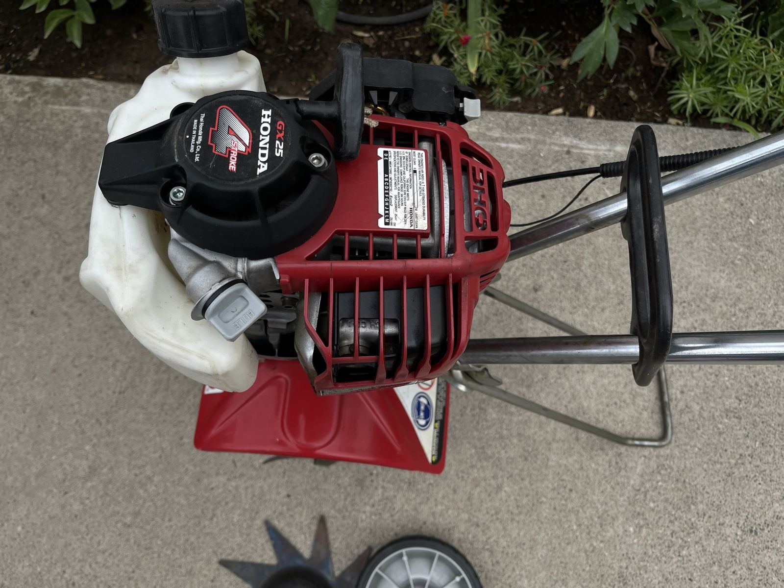 Mantis 4-Cycle Plus Tiller/Cultivator with Honda GX25 Engine - Used for Gardening