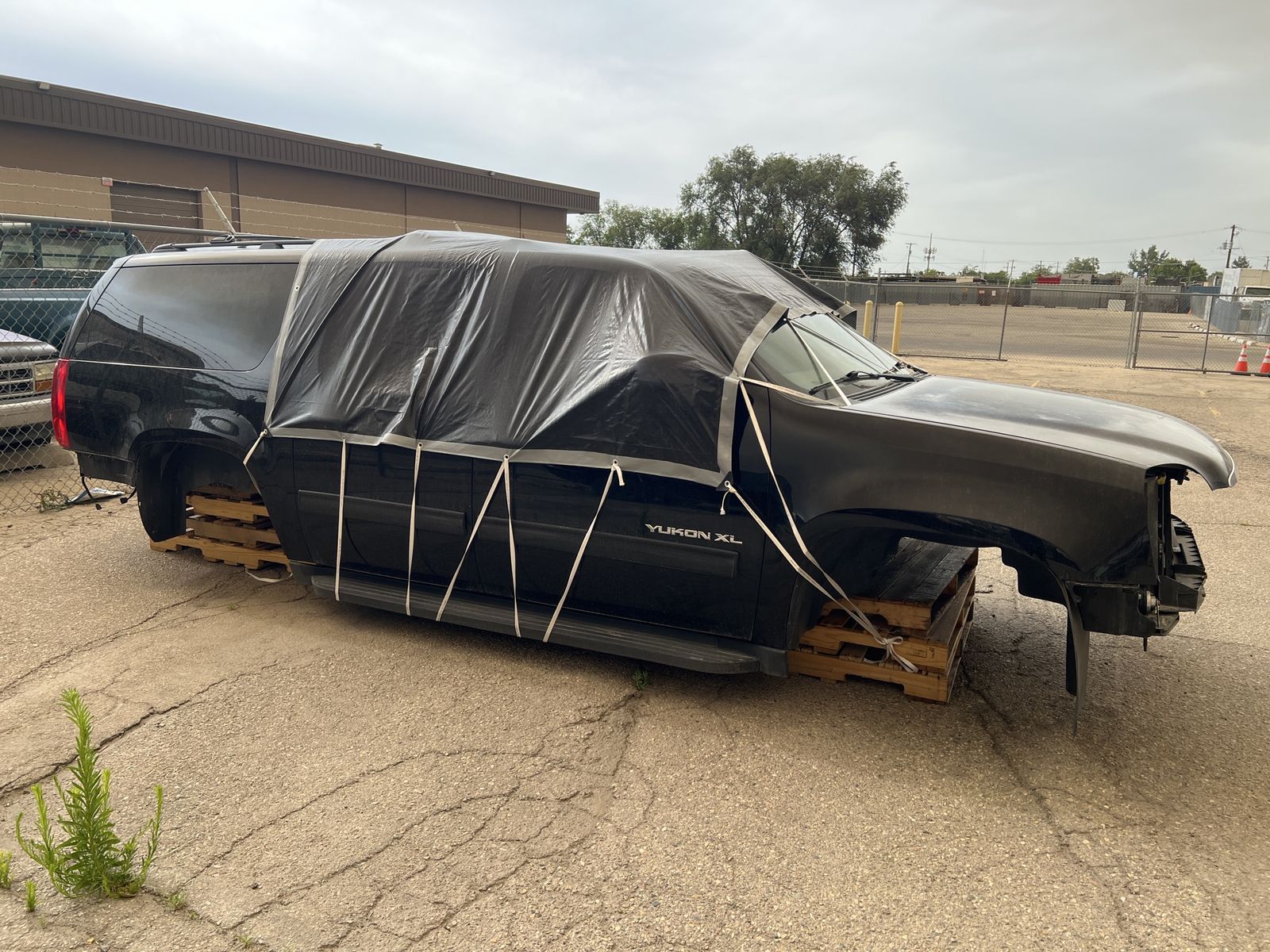 2013 gmc yukon xl parting out