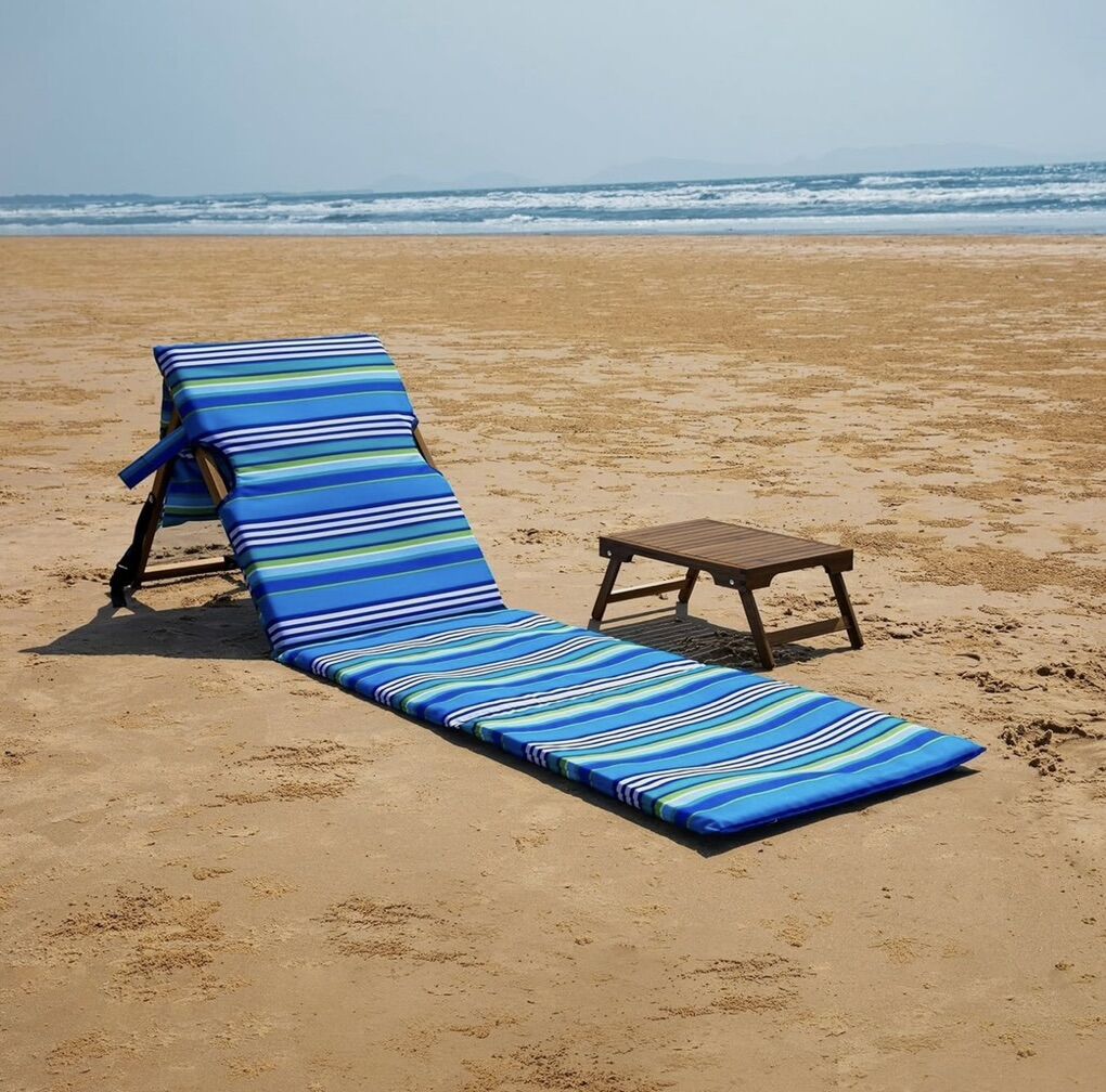 Melino Folding Beach Lounger With Tray Table