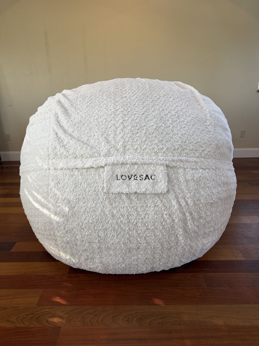 Lovesac SuperSac – Rare White Owl Fur Cover – Like New