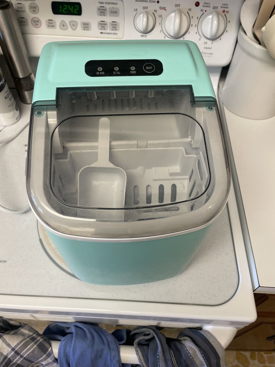 Ice maker
