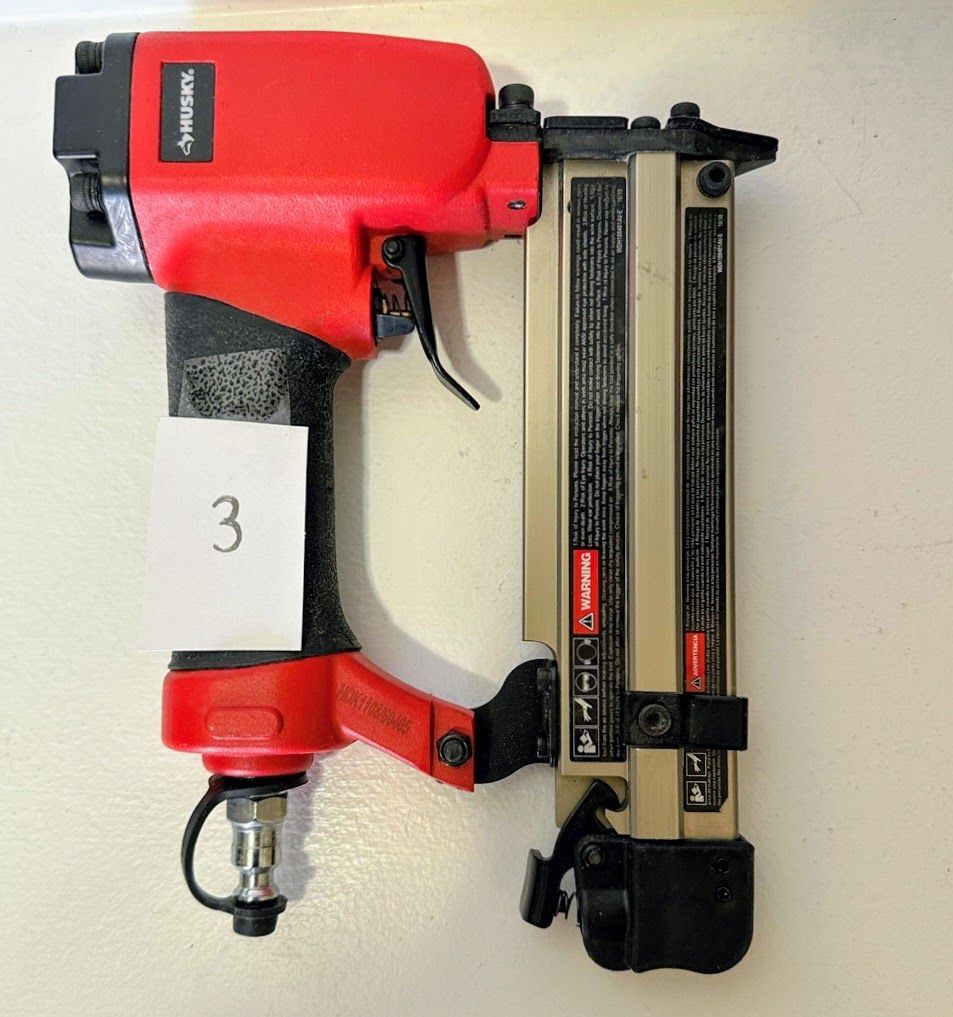 Nail Gun-Husky PEGD625 is a 23-Gauge Pneumatic Micro Pinner
